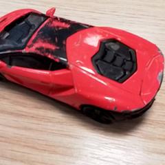 Jostailuzko autoa, gisa salatu by Qbuzz Fryslân iLost erabiliz