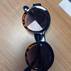 Zonnebril, rapporterat av Connexxion Amstelland-Meerlanden Schiphol Zuid med iLost