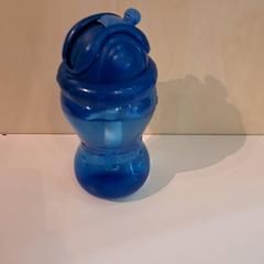 Dricksflaska Blauw, rapporterat av IKEA Wilrijk med iLost