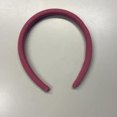 Hair band, as reported by Burgers' Zoo using iLost