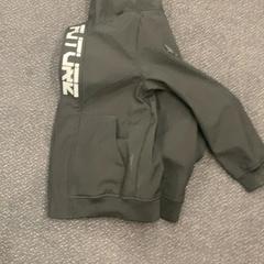 Txamarra, gisa salatu by Pathé Eindhoven iLost erabiliz