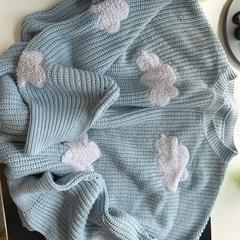 セーター がiLostで Centraal magazijn によって報告されました