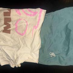 Oordop, Broek & T shirt, zoals gemeld door Van der Valk Hotel Amsterdam-Amstel met iLost