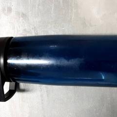 Láhev na vodu Donker blauw, jak nahlášeno Arriva Friesland / Groningen pomocí iLost
