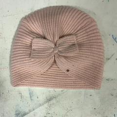 Gorro, segundo informou Artis usando iLost