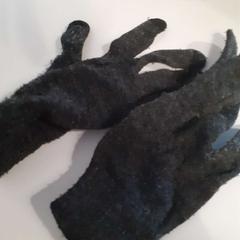 Rukavice, jak nahlášeno Regio Limburg - Leuven pomocí iLost