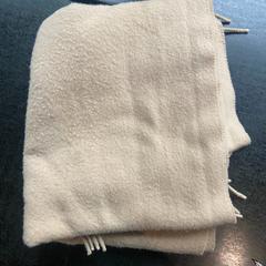 Teppe, som rapportert av Hotel V Fizeaustraat ved bruk av iLost