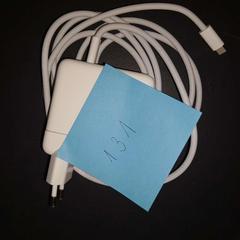 アダプタ がiLostで Conscious Hotel Westerpark によって報告されました