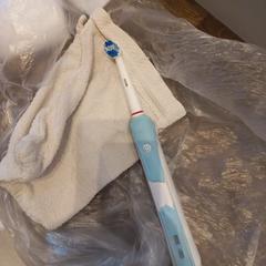 Cepillo de dentes, segundo informou Van der Valk Hotel Gorinchem usando iLost