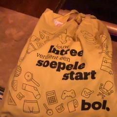 Handbag Geel, as reported by De Heeren van Aemstel using iLost