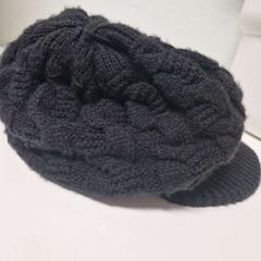 Cap zwart gebreid, segundo informou IKEA Hengelo usando iLost