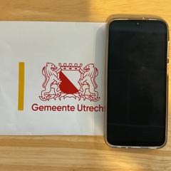Smartphone samsung blauw, a été signalé par Gemeente Utrecht utilisant iLost