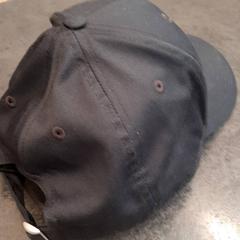 野球帽 がiLostで Rotterdam The Hague Airport によって報告されました