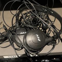 Headset Black, Af, zoals gemeld door MEININGER Hotel Amsterdam City West met iLost