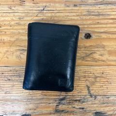 Wallet Lukas Handschuh, as reported by Awakenings Upclose using iLost