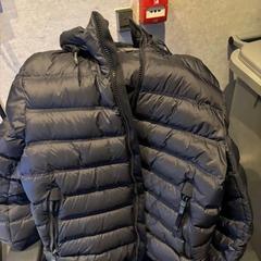 Jacka zwart, rapporterat av Haven Hotel Rotterdam med iLost