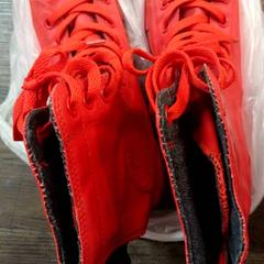 구두, iLost를 사용하여 Inntel Hotels Amsterdam Centre에 보고됨