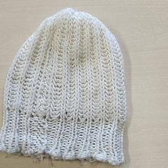 Vestiario - Muts wit, come riportato da Regio Oost-Vlaanderen utilizzando iLost