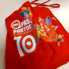 Väska - Stoffen tas, rapporterat av Regio Oost-Vlaanderen med iLost