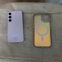 Telefon Samsung, amint azt ilévia az iLost segítségével jelentette.