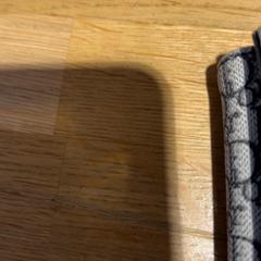 Pénztárca Akgul, amint azt Designer Outlet Roermond az iLost segítségével jelentette.