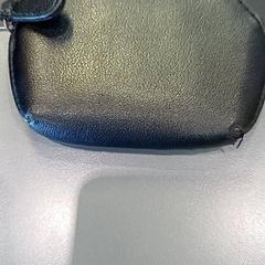 Mapje/portemonnee zwart, iLost를 사용하여 Qbuzz GD Groningen HS에 보고됨