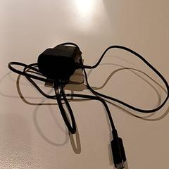 Adaptador, como reportado por Padualaan 97 utilizando o iLost