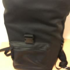 Mochila, como reportado por U-OV Utrecht utilizando o iLost