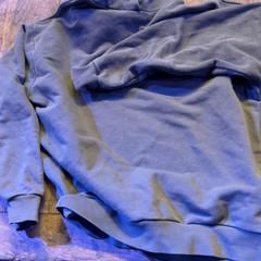 Grijze trui, zgłoszono przez De Heeren van Aemstel przy użyciu iLost