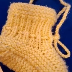 Baby shoes bebe, as reported by IKEA Caen Fleury-sur-Orne using iLost