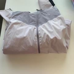 Kleding - lila regenjas, gisa salatu by Centraal magazijn iLost erabiliz