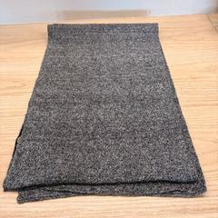 Szalik echarpe, zgłoszono przez IKEA Liège przy użyciu iLost