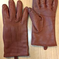 Rukavice leer, jak nahlášeno Qbuzz DMG pomocí iLost