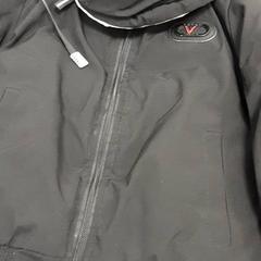 Chaqueta Zwart katoen/polyester, segundo informou Arriva West-Brabant usando iLost