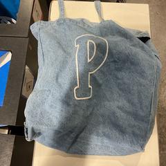 İLost kullanarak Gemeente Amsterdam tarafından bildirildiği gibi Çanta Castillion