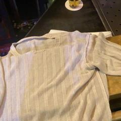 Trui wit gebreide trui, jak nahlášeno De Heeren van Aemstel pomocí iLost