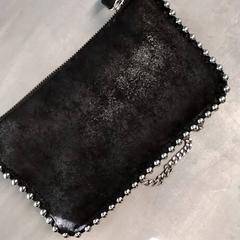 Torebka Zwart, zgłoszono przez Arriva Friesland / Groningen przy użyciu iLost