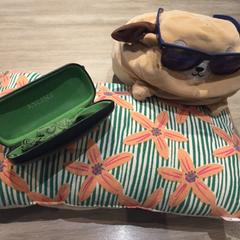 Párna, Plüss & Napszemüveg, amint azt Van der Valk Hotel Vianen az iLost segítségével jelentette.