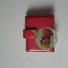 Kleine rode portemonnee, iLost'a bildirildiği gibi