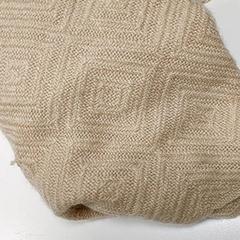 衣類 - Sjaal がiLostで Centraal magazijn によって報告されました