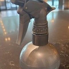 Spuit Grijs, ha sido reportado por Van der Valk Hotel Veenendaal con iLost