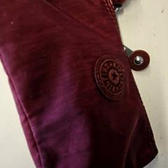 Pénztárca, amint azt GVB az iLost segítségével jelentette.