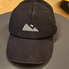 Czapka baseballowa, zgłoszono przez IKEA Nice Saint Isidore przy użyciu iLost