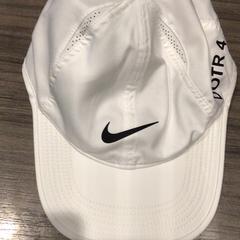 Boné Wit, como reportado por Van der Valk Hotel Zwolle utilizando o iLost