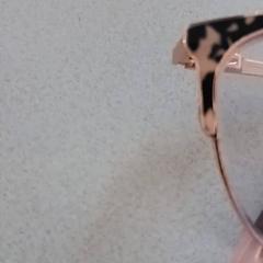 Gafas, ha sido reportado por De Efteling con iLost