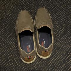 Bota, jak nahlášeno Van der Valk Hotel Utrecht pomocí iLost