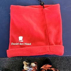 Ohrievač krku Rode nelton nekwarmer van daniel, ako bolo nahlásené Schaatsbaan Rotterdam pomocou iLost