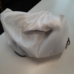 Tasje nylon wit, rapporterat av Connexxion Zeeuws-Vlaanderen med iLost