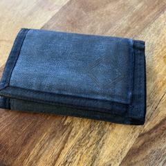 Blue wallet, iLost에 보고됨