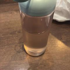 Bouteille, a été signalé par Van der Valk Hotel Gorinchem utilisant iLost